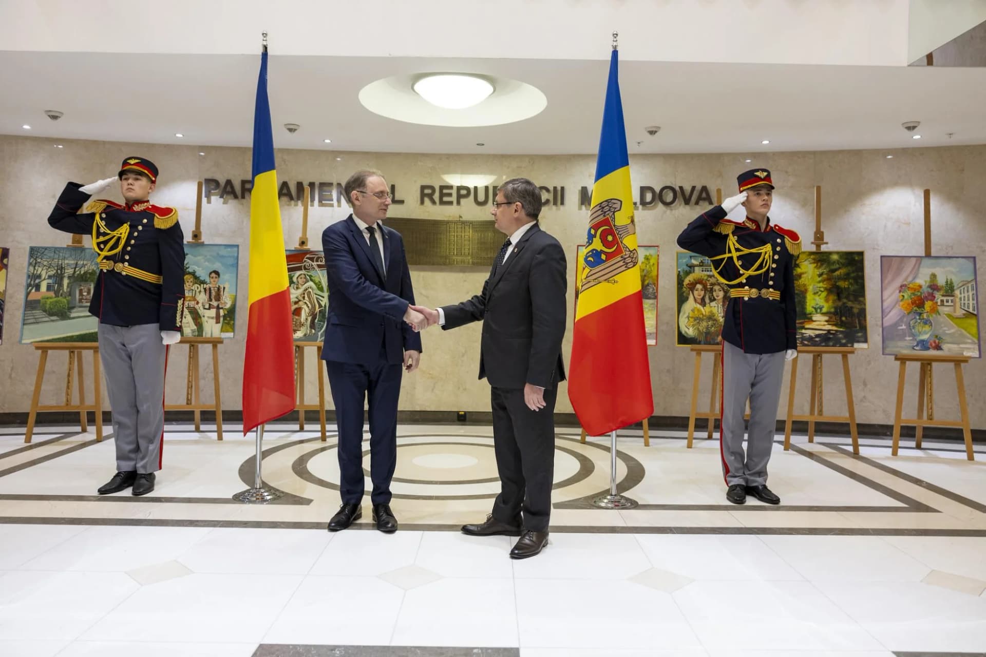 Igor Grosu, la întrevederea cu premierul României: „Avem nevoie de mai multe poduri peste Prut și mai puține frontiere între noi”