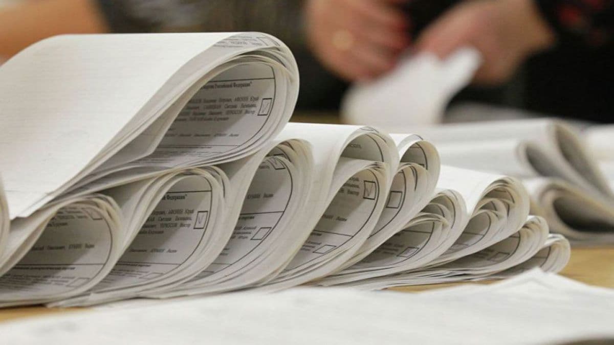 CEC: Circa 3,3 milioane de alegători, înscriși în registrul de stat
