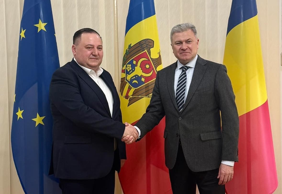 Ambasadorul Victor Chirilă a discutat cu directorul general al DRRM despre sprijinirea parcursului european al R. Moldova