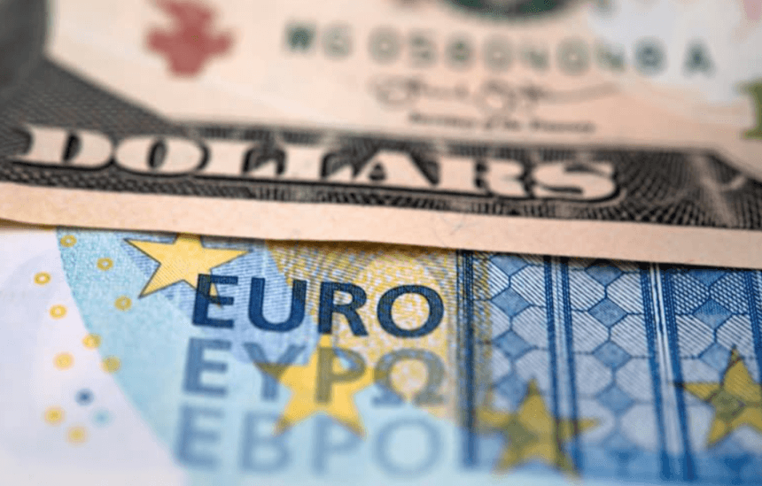 Dolarul se depreciază după ofensiva vamală a lui Trump, care ameninţă economia americană