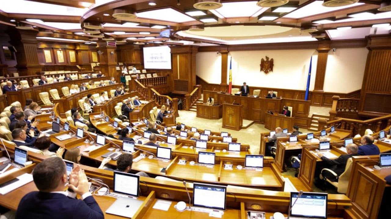 Amalgamarea voluntară în raioanele Leova și Fălești, votată în Parlament