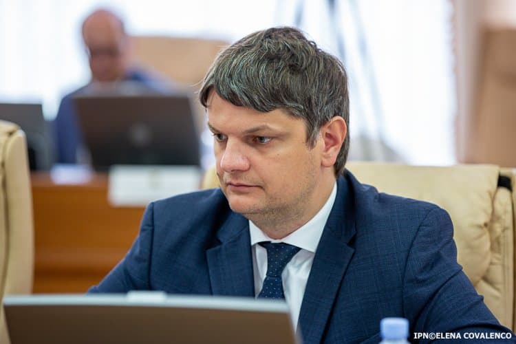 Andrei Spînu: Dacă vrei să-l dai afară pe „omul lui Spînu”, cere-i demisia. Nu e nevoie de show