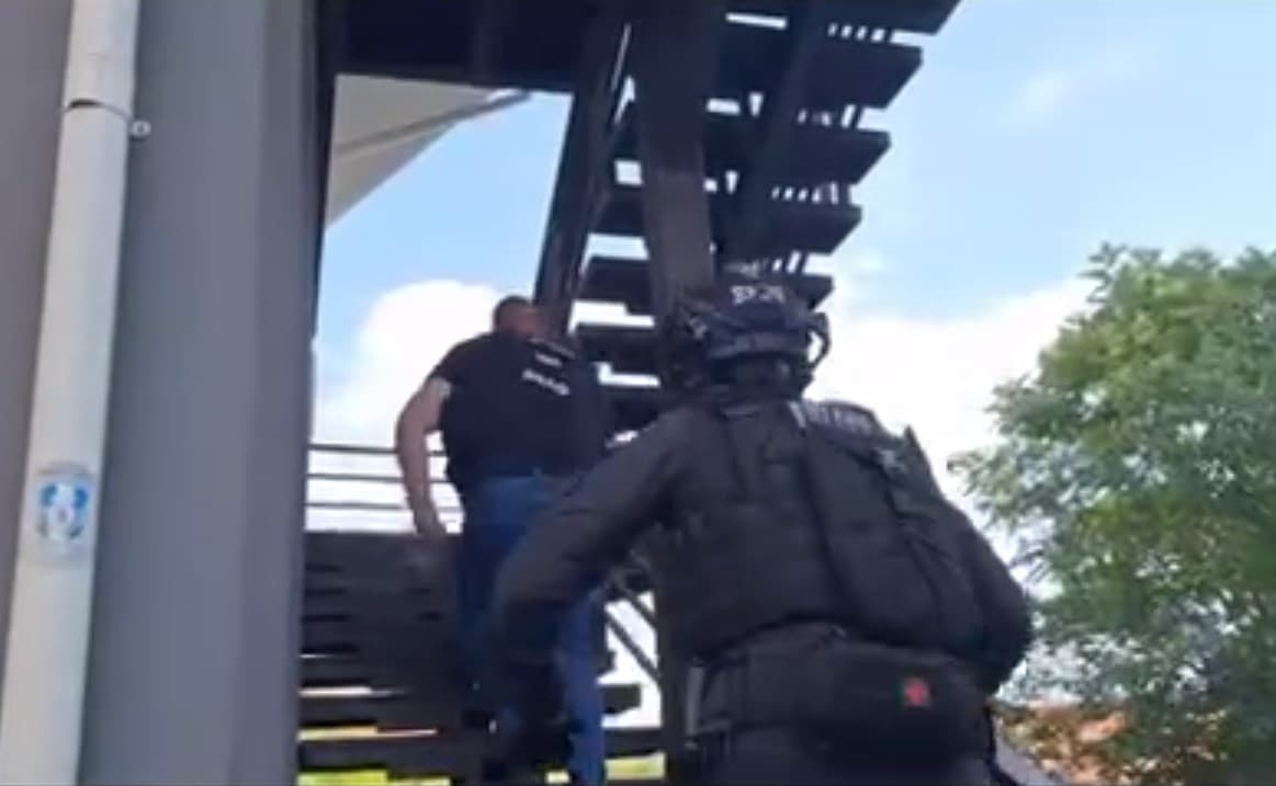 VIDEO // Înșelătorii cu criptomonede și investiții false. O altă grupare infracțională, destructurată