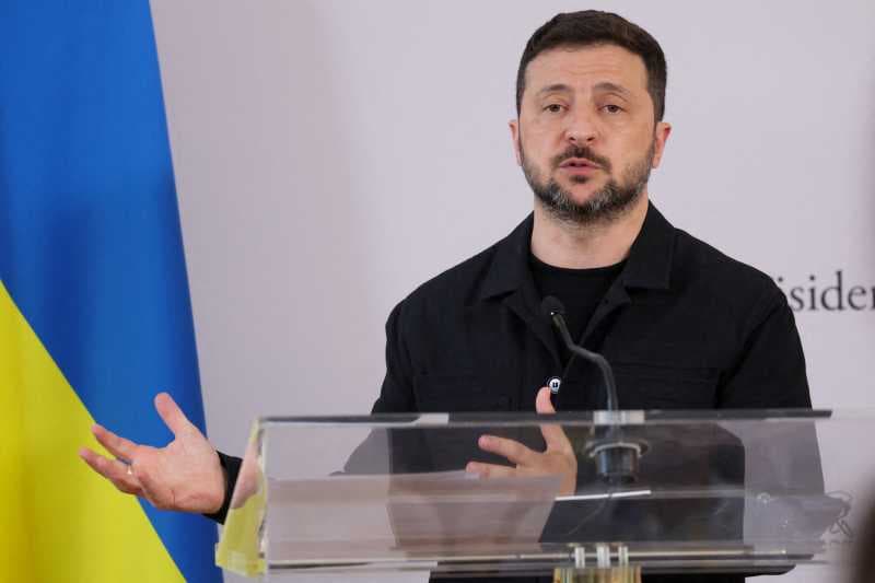 Ucraina // Președintele Zelenski se va deplasa miercuri la Strasbourg pentru a se adresa Consiliului Europei