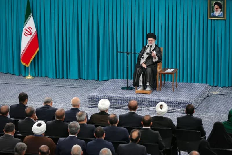 Parlamentul iranian a aprobat închiderea strâmtorii Ormuz. Ce reprezintă acest lucru pentru comerțul mondial