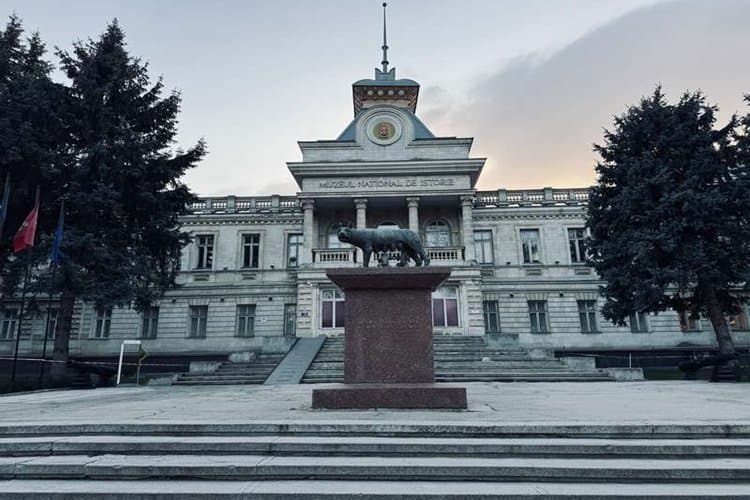 „Anul 1940 în istoria Lituaniei și Basarabiei”, conferință la Muzeul Național de Istorie