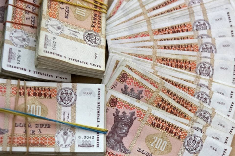 Promo-LEX: Peste 20 de milioane de lei, cheltuieli neraportate de partide în 2024