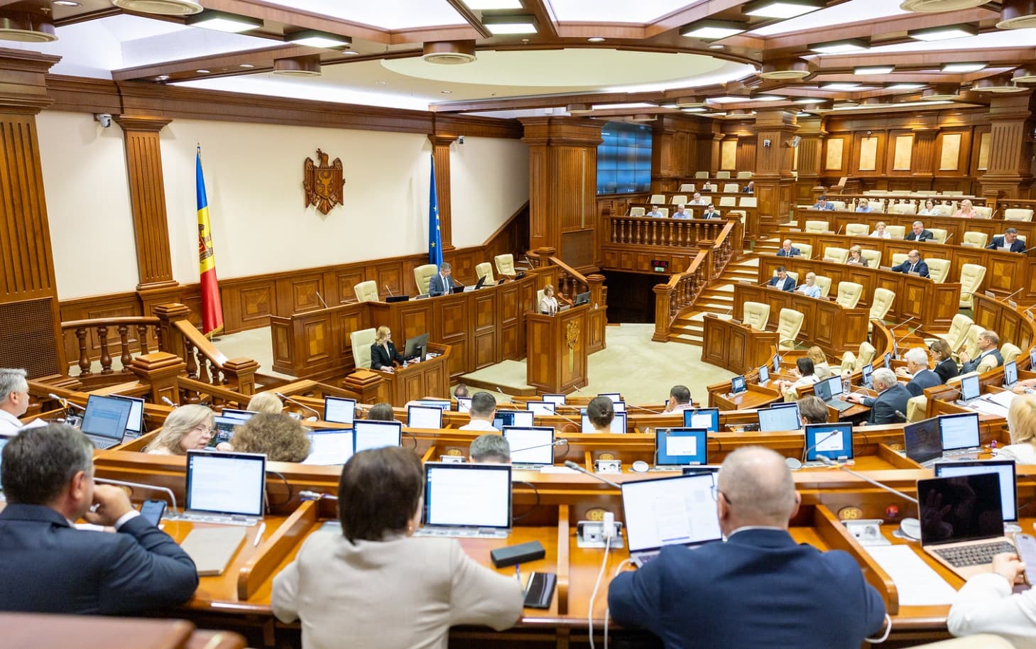Publicitatea de stat va fi reglementată prin lege