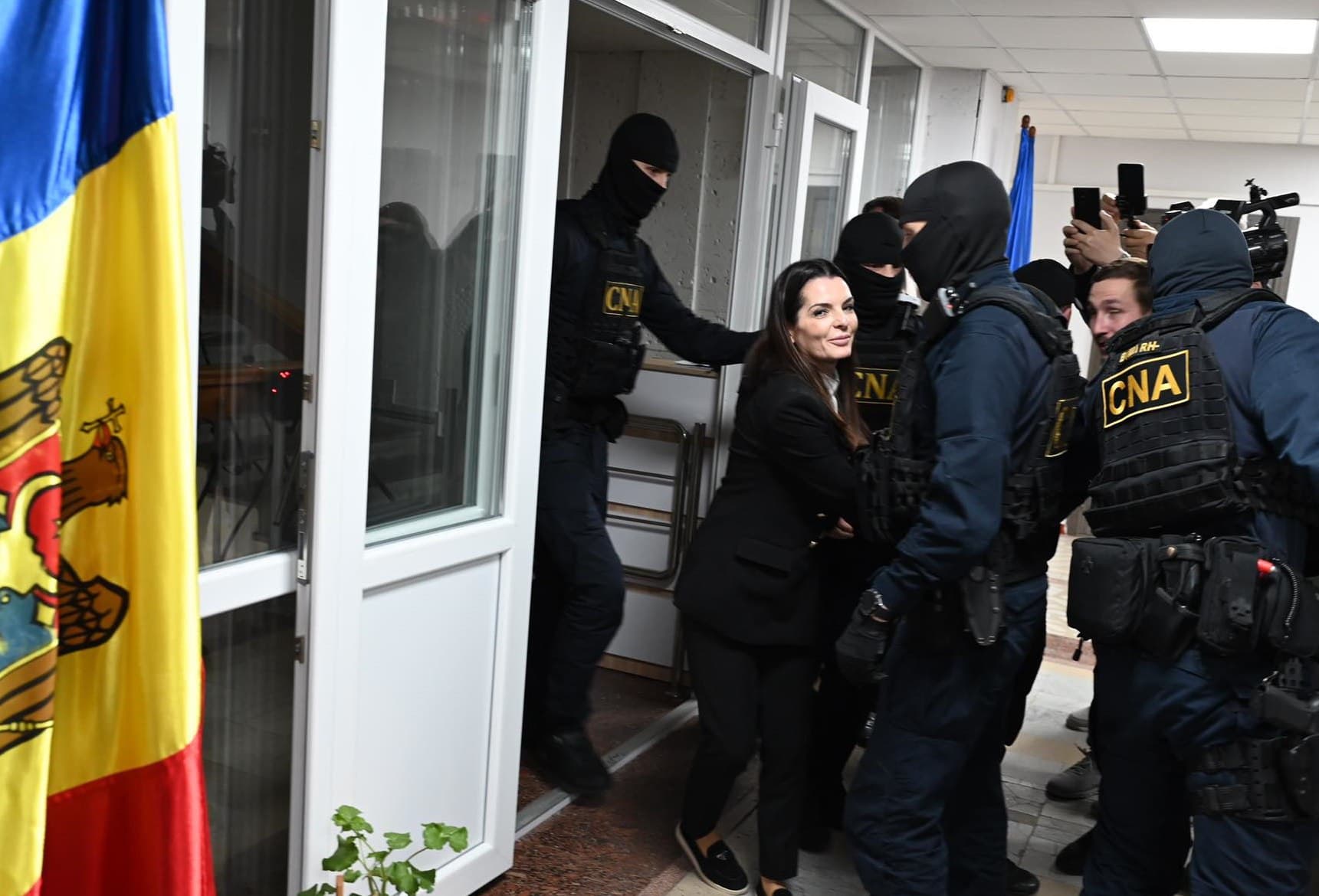 Finanțarea ilegală a partidelor // Procurorii cer 9 ani de închisoare pentru bașcanul lui Șor, Evghenia Guțul