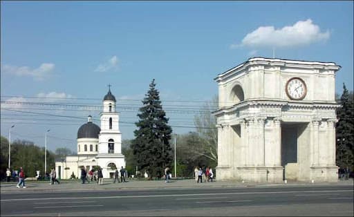 Evitați centrul capitalei. PMAN va fi temporar închis circulației rutiere