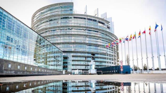 Fără aer condiționat la Parlamentul European! Sistemul s-a defectat din cauza caniculei. Cum au reacționat eurodeputații
