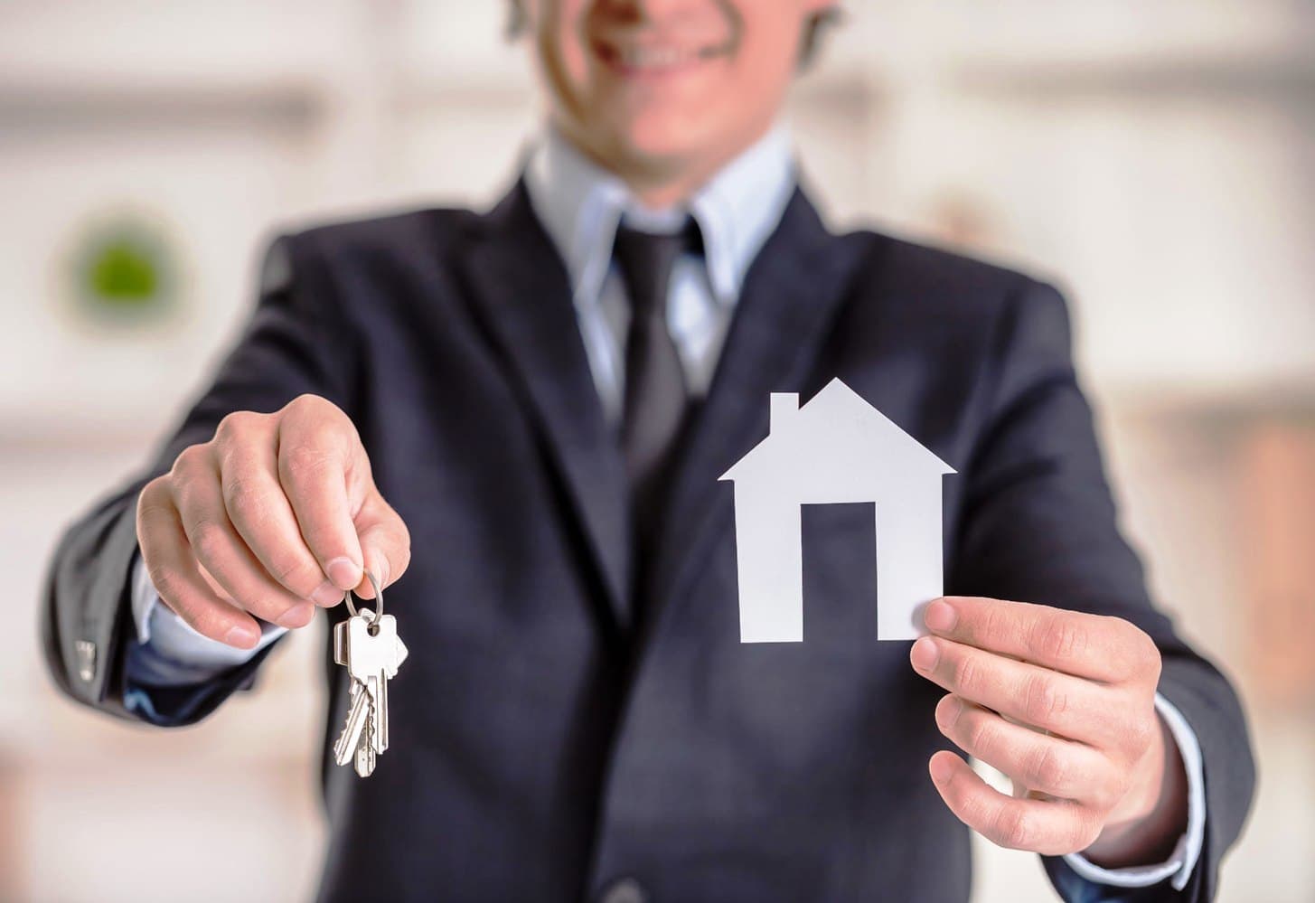 Agenții imobiliari vor fi obligați să obțină un certificat de competență profesională