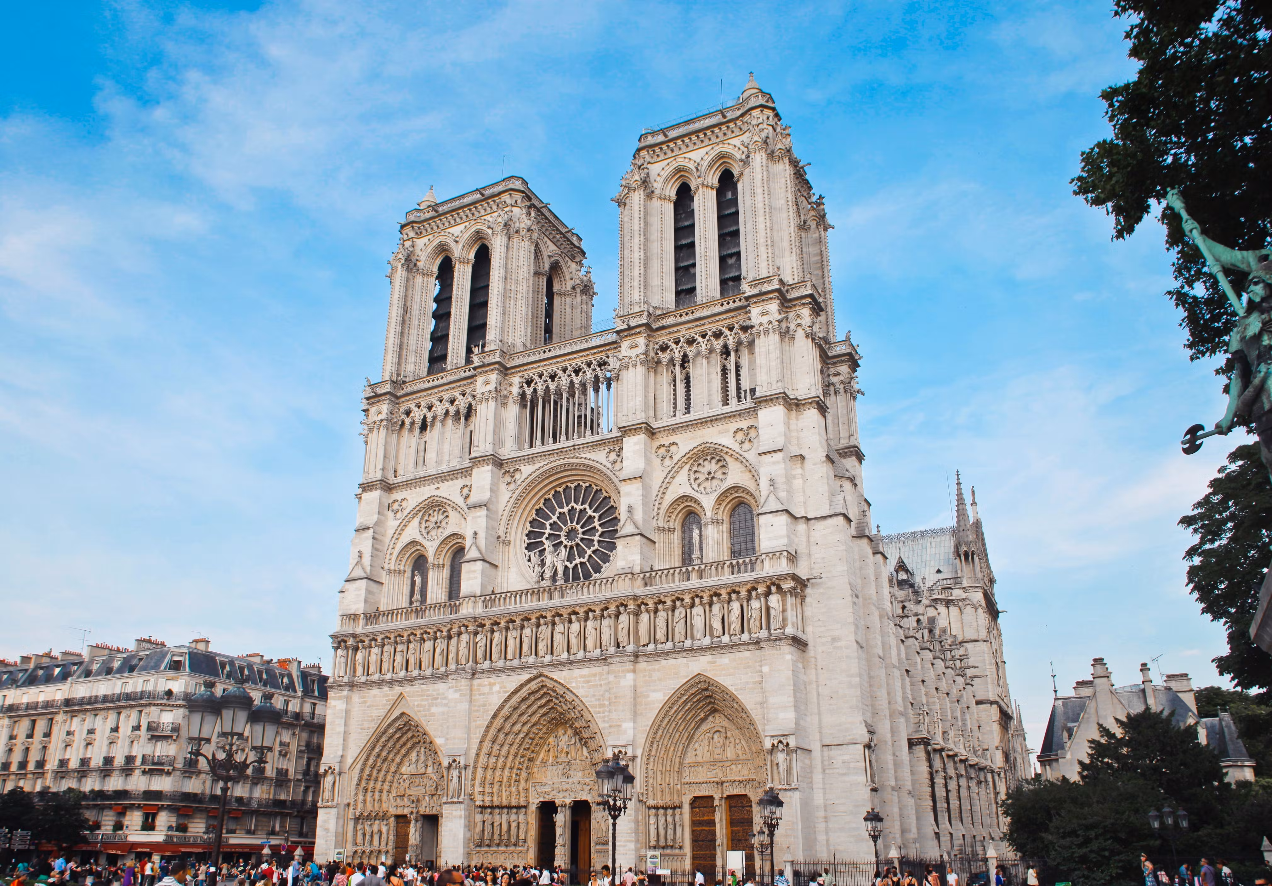Franța // Catedrala Notre-Dame a primit peste șase milioane de vizitatori de la redeschidere