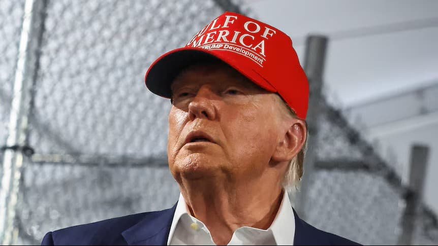 Trump afirmă că va trimite mai multe arme „defensive” Ucrainei