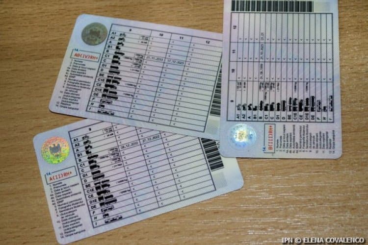 Cetățenii moldoveni și britanici vor putea preschimba permisele auto fără examene