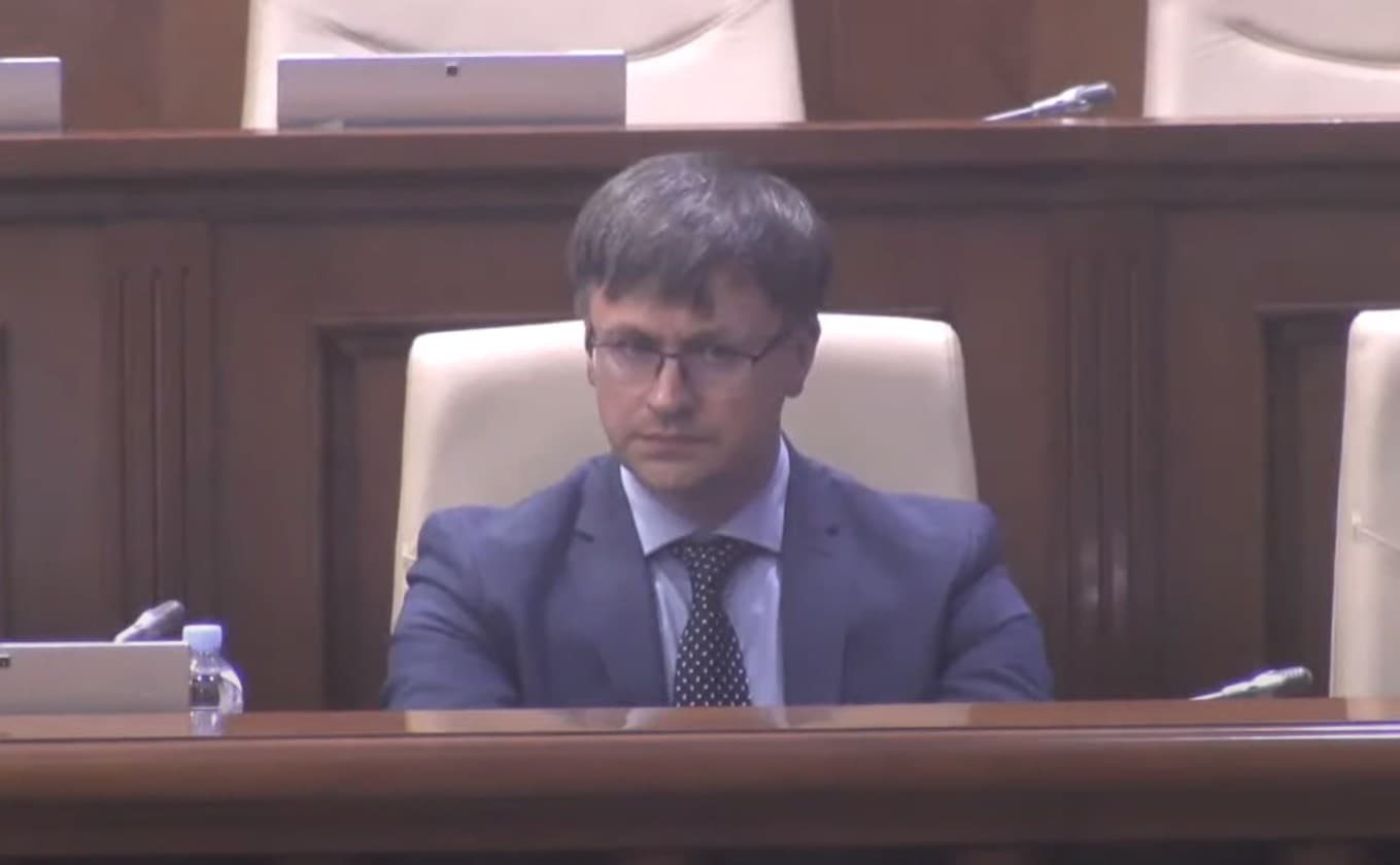 Ex-directorul CNA Iulian Rusu, desemnat membru al Comisiei Vetting
