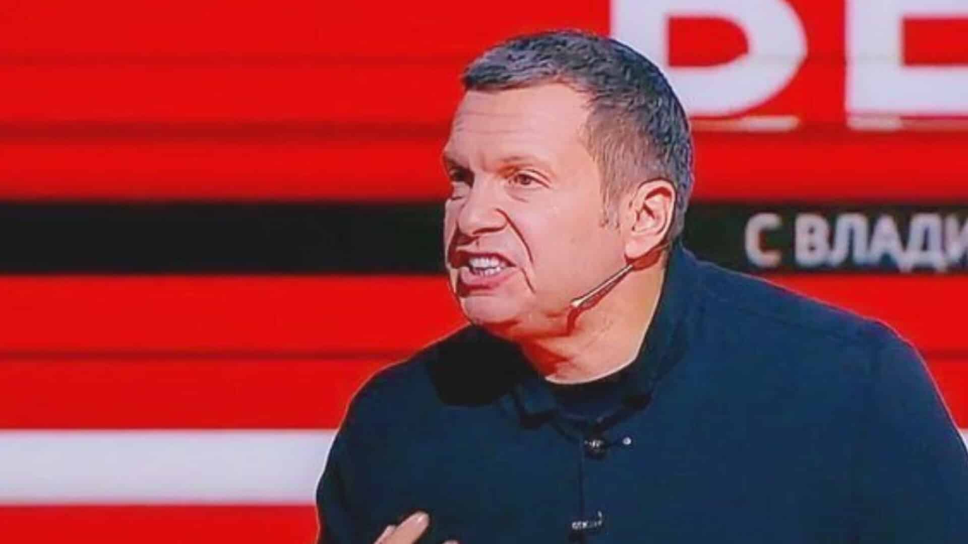 Propagandiștii ruși, atacuri în rafală la Trump. Cu cine îl compară Soloviov, în timp ce „Păpușa de fier” a lui Putin vorbește despre „o epubretă” a șefului CIA