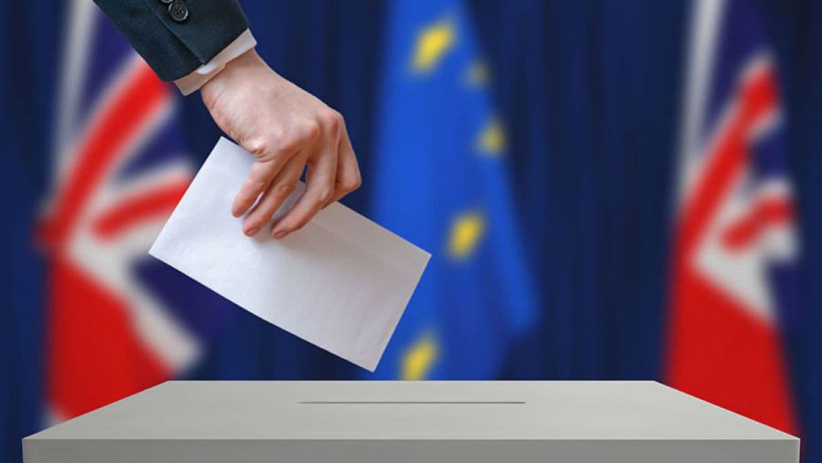 Schimbare majoră în Marea Britanie! Votul permis de la 16 ani