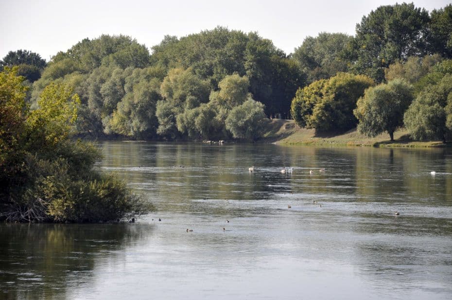Avertizare: Prutul crește cu până la 3 metri și riscă să provoace inundații