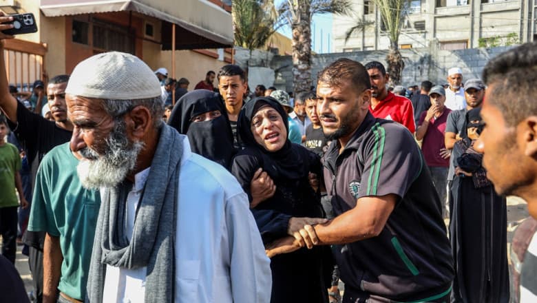 Cel puţin 32 de morţi în Gaza, după ce armata israeliană a tras focuri asupra civililor care se îndreptau spre un centru de ajutor
