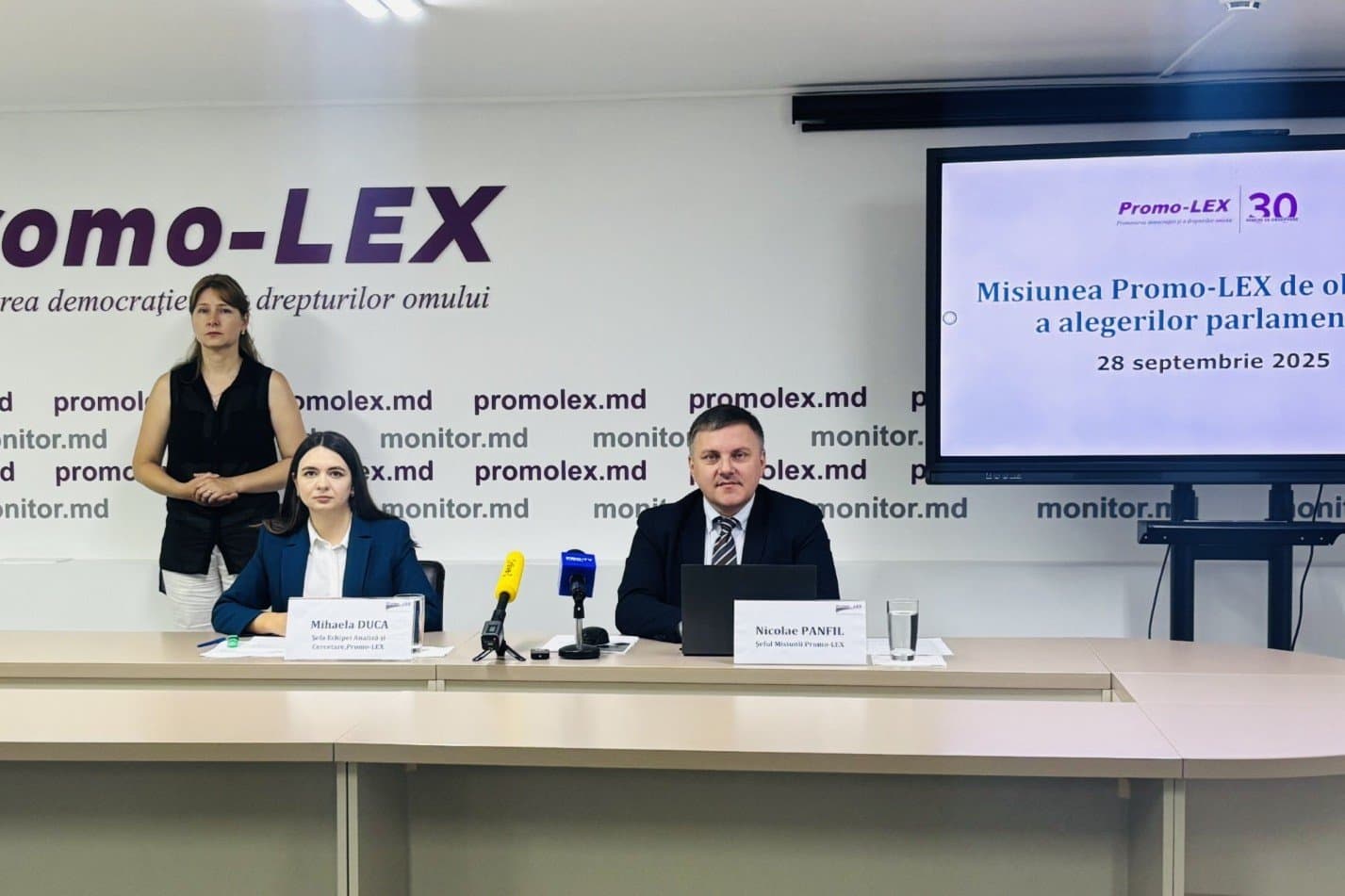 Promo-LEX: Fonduri și campanii publice, folosite pentru capital politic înainte de alegeri