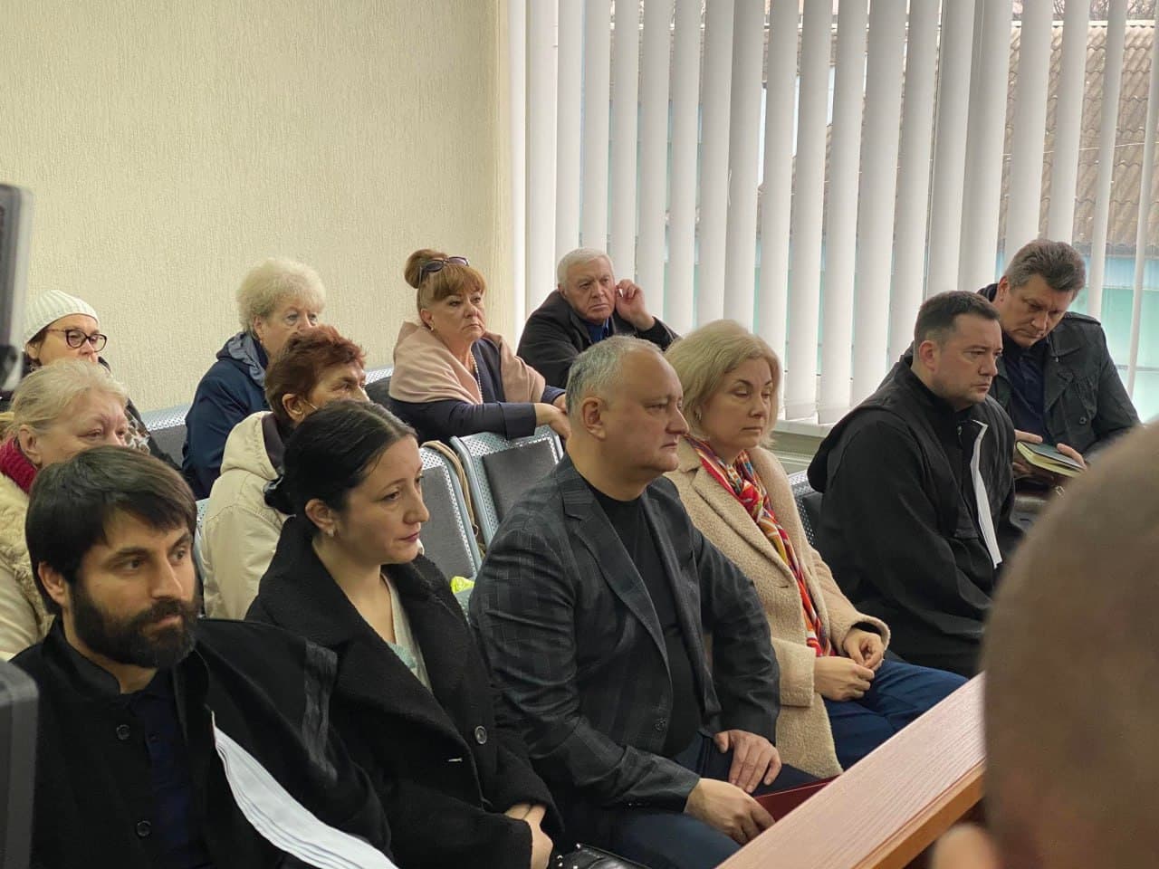UPDATE // Aparatul Președintelui nu va fi parte din procesul Dodon vs. ANI