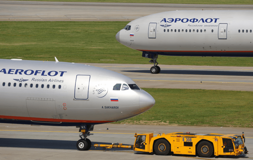 Compania aeriană rusă Aeroflot a anulat zeci de zboruri după ce hackeri pro-ucraineni au revendicat un atac cibernetic masiv. Kremlinul califică situaţia drept „alarmantă”