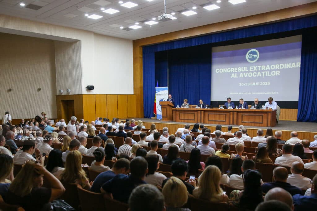 Mobilizare fără precedent la Congresul Avocaților: grevă generală
