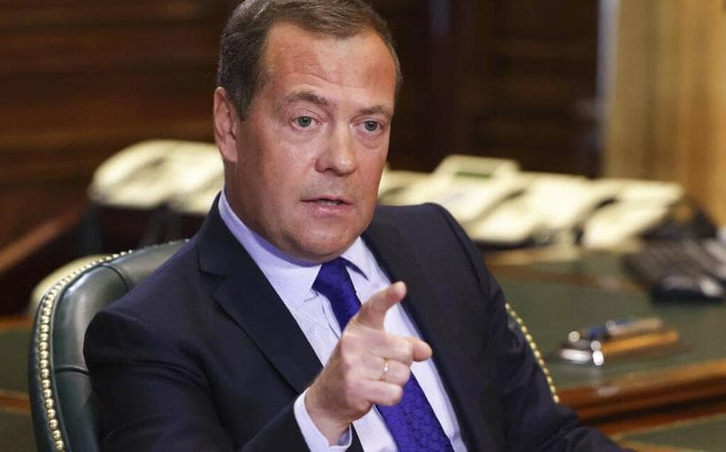 Dmitri Medvedev îl avertizează pe Trump: Fiecare nou ultimatum este un pas către război