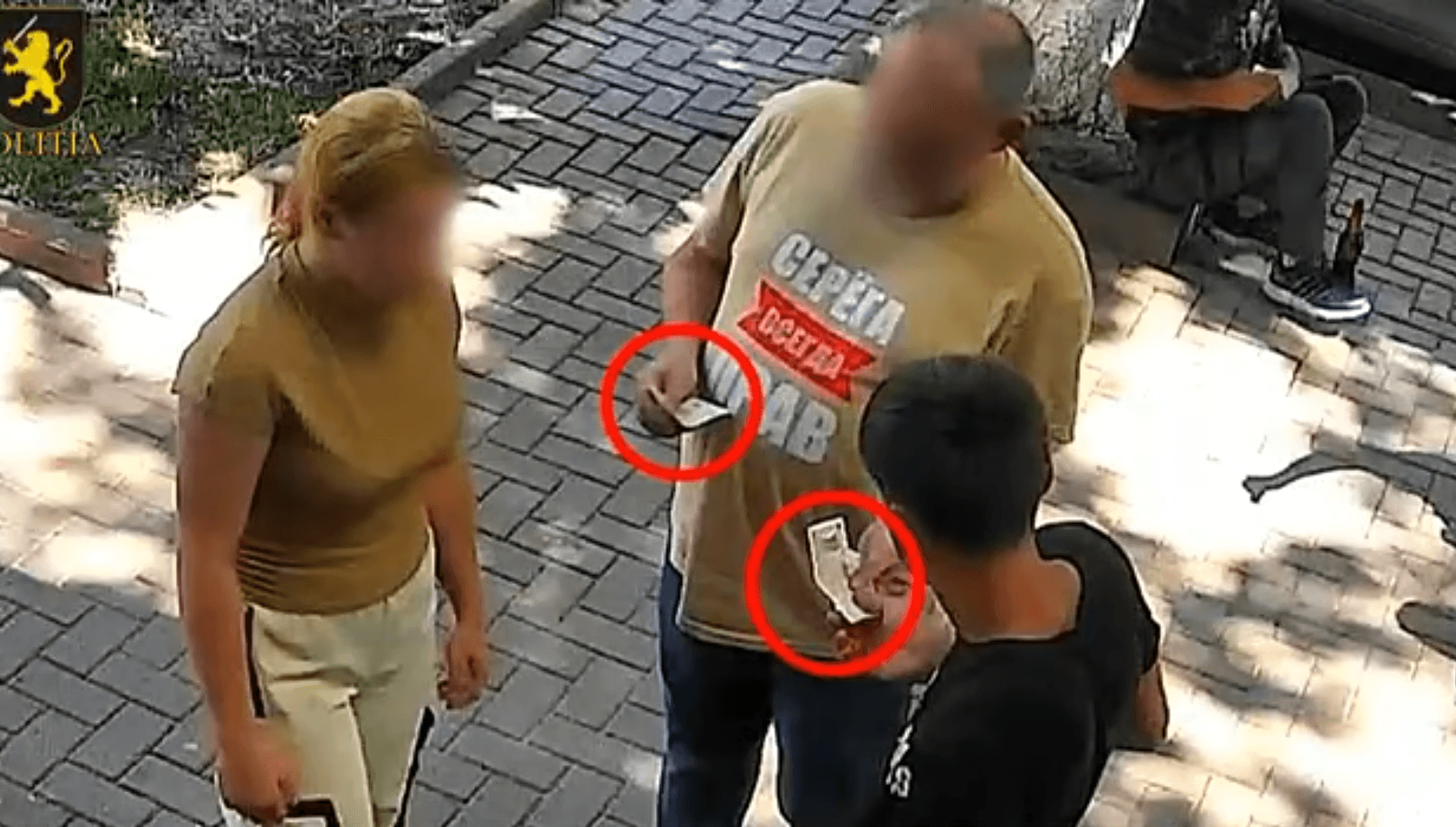 VIDEO // 13 ”protestatari” de-ai lui Dodon și Vlah din Orhei, documentați după ce au primit câte 300 de lei pentru participare