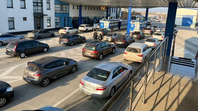 Aglomerație la PTF Sculeni. Poliția de Frontieră vine cu recomandări pentru călători