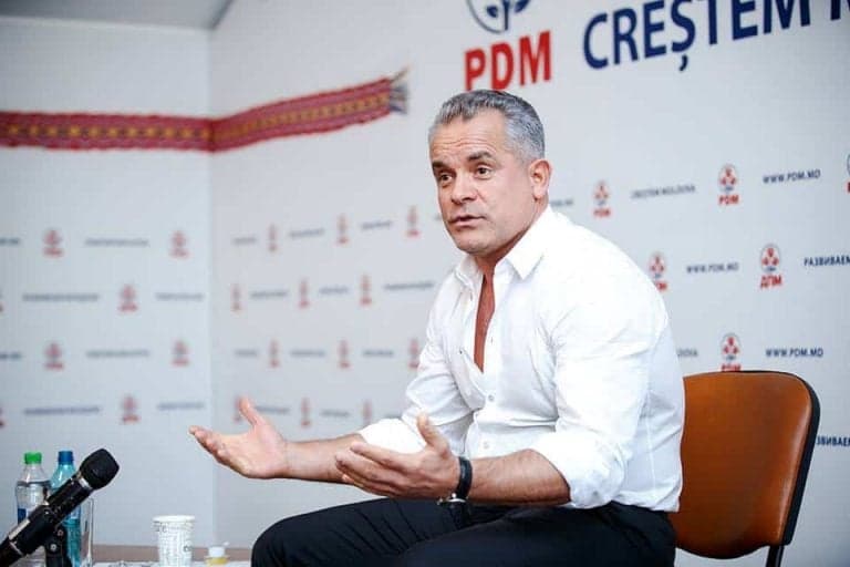 Alte două cereri privind extrădarea lui Vlad Plahotniuc, acceptate de Curtea de Apel de la Atena