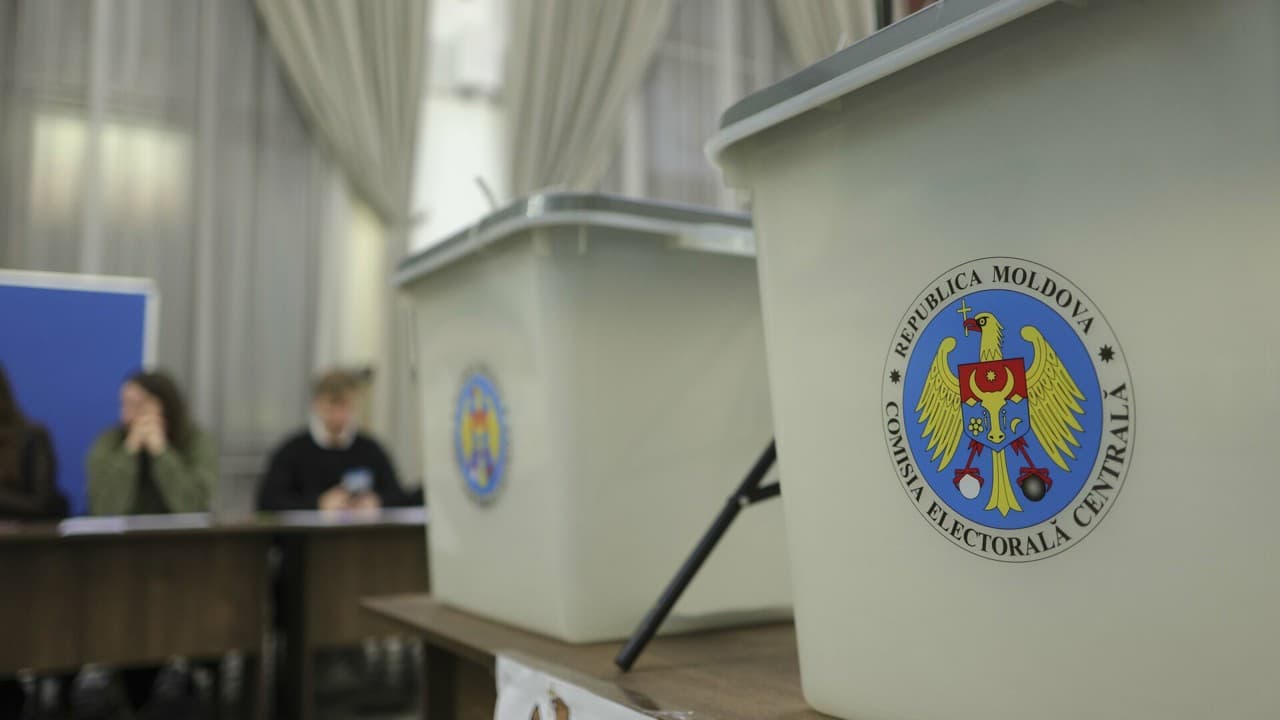 Cel mult patru blocuri electorale vor fi la parlamentare