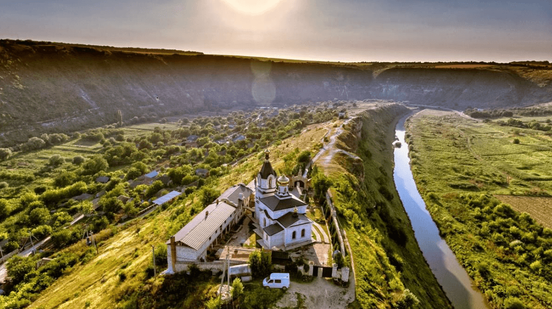 Creștere de 44,8% a numărului de turiști care vizitează Moldova. Cei mai mulți vin din România