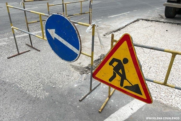 Trafic suspendat pe strada Nicolae Costin din capitală