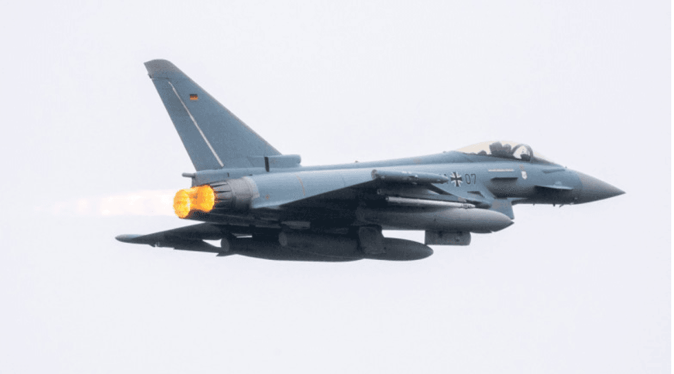 Rusia a lansat „grupuri de drone” pentru a ataca Ucraina la granița cu România. Două avioane Eurofighter germane, ridicate în aer