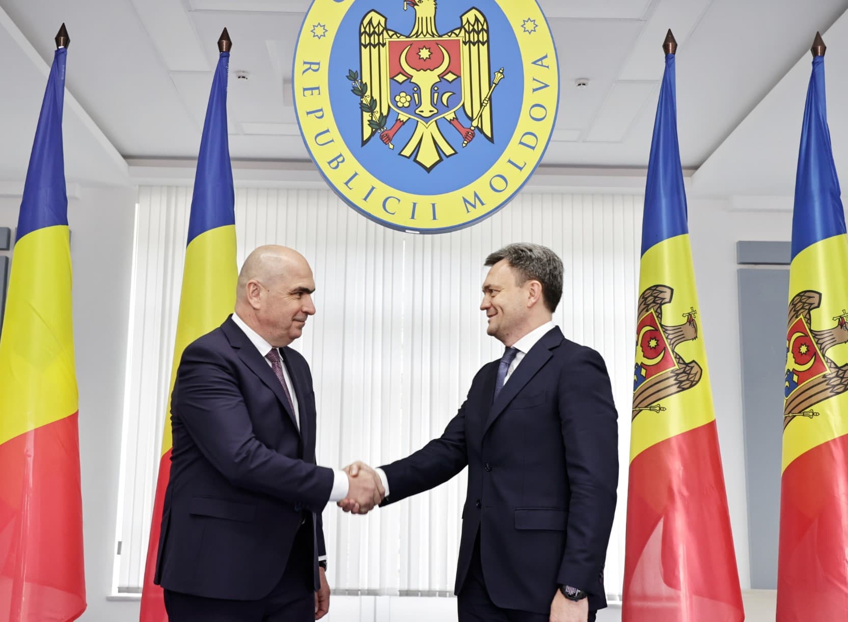 Prim-ministrul României, la Chișinău: R. Moldova are acum șansa reală să se desprindă definitiv de urmările Pactului Ribbentrop-Molotov