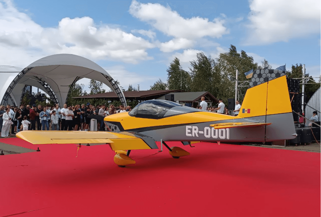 Primul avion construit în Moldova a decolat la Vadul lui Vodă
