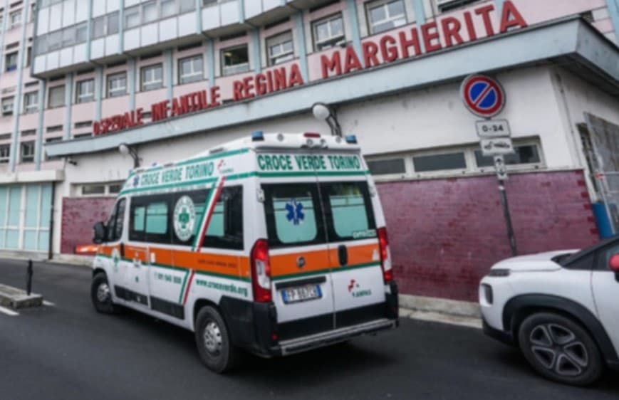 O vacanță în Italia, transformată în tragedie. Un băiat de 3 ani din R. Moldova a murit după ce a căzut în piscină