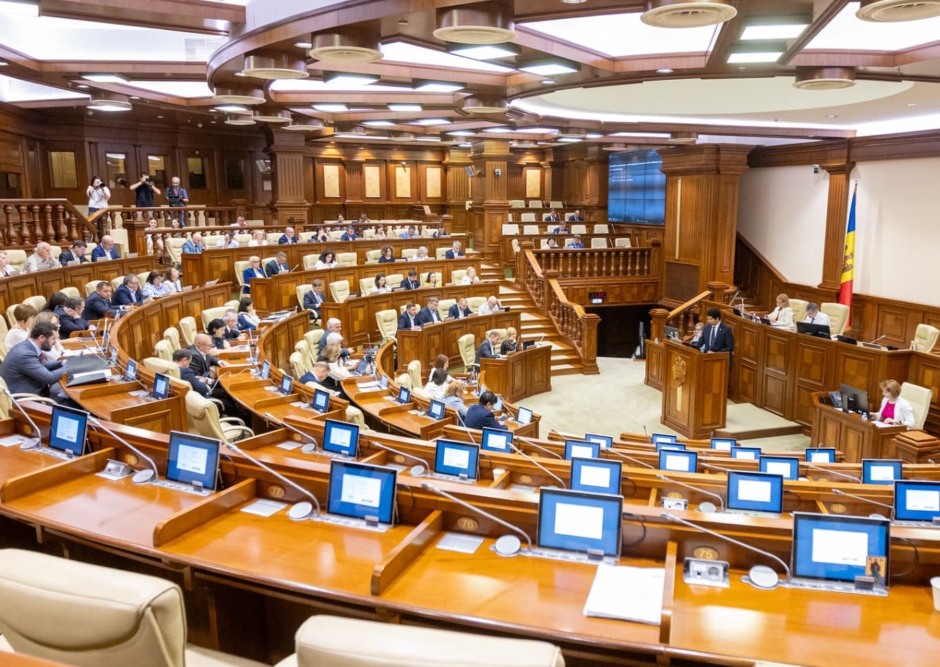Parlamentul se convoacă în sesiunea de toamnă-iarnă. Dispoziția, semnată de Igor Grosu