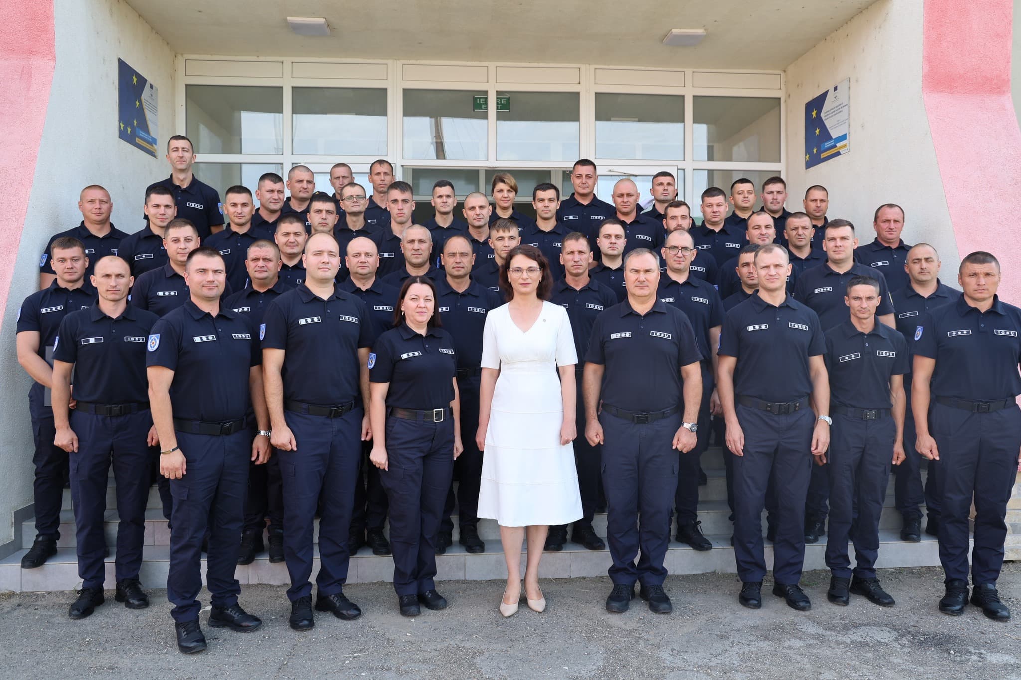 Pompierii moldoveni care au intervenit în Grecia, decorați de MAI