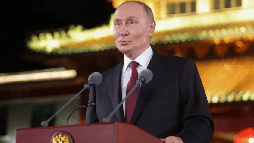 Vladimir Putin îl invită pe Volodimir Zelenski la Moscova, „dacă este pregătit de discuții”