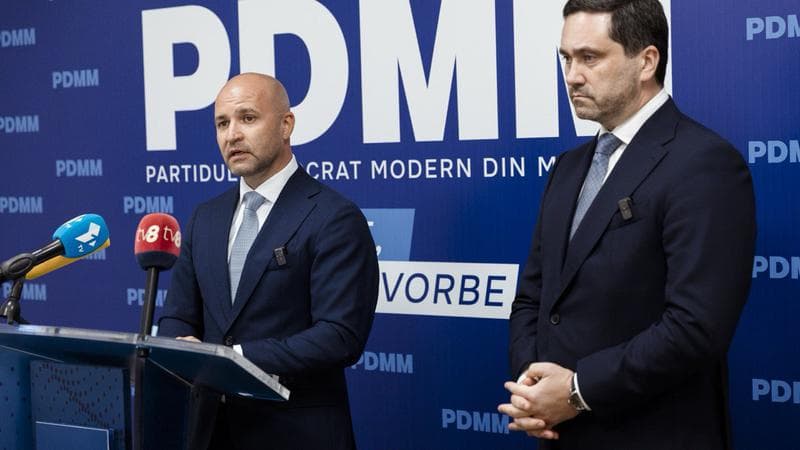 Cum PDMM folosește conturi false pentru a mima un sprijin popular: „Fabrica AI de comentarii”