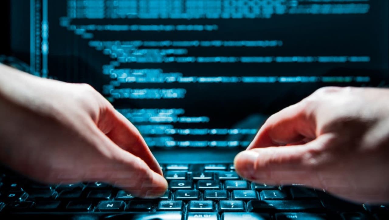Atac cibernetic asupra site-ului Centrului cu manuale școlare online
