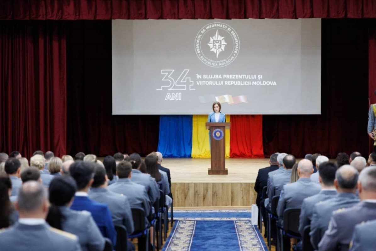 34 de ani de la crearea SIS // Maia Sandu a mulțumit ofițerilor pentru devotamentul în protejarea statului
