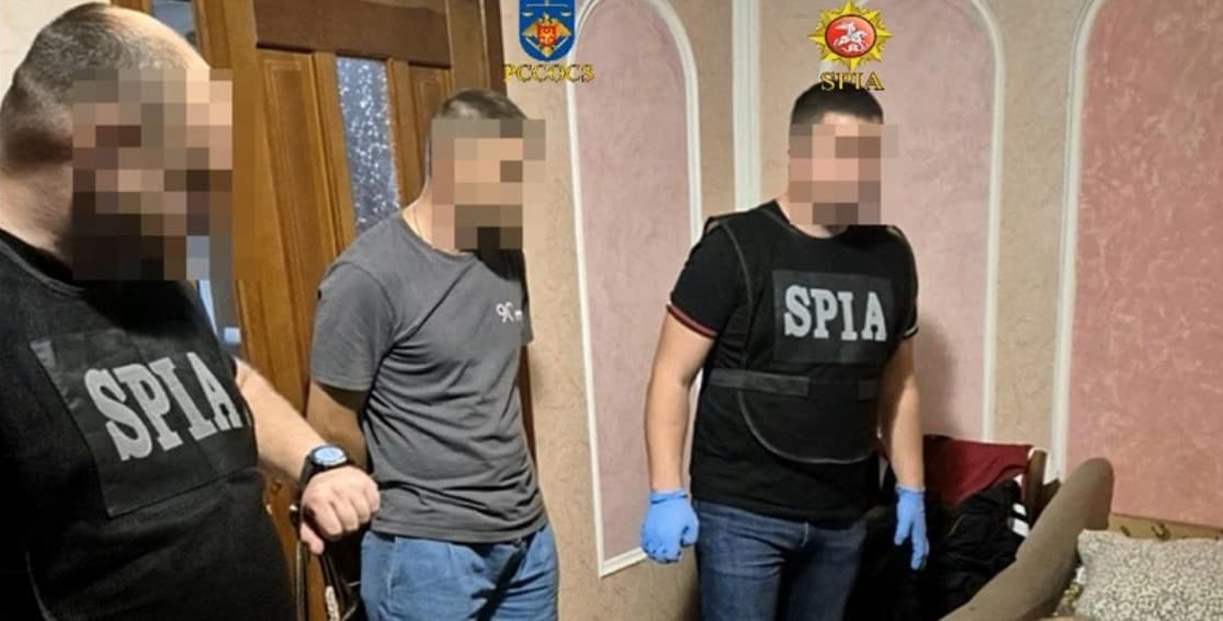 VIDEO // Polițist de frontieră, bănuit că răpea migranți și îi expulza ilegal din R. Moldova. Reacția IGPF