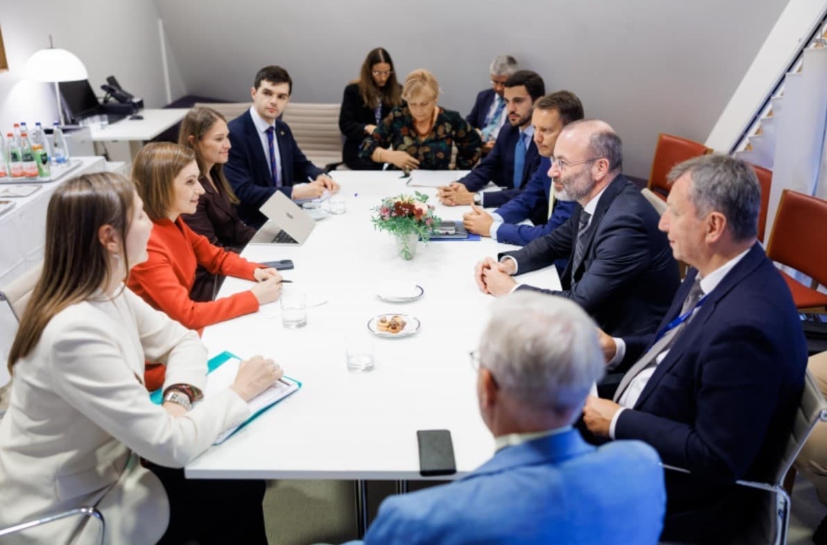 Strasbourg // Sprijinul pentru aderarea R. Moldova la UE și apărarea democrației, discutate de Maia Sandu cu oficiali UE