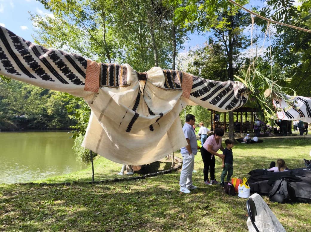 Transport organizat la Festivalul Pădurilor. Călătoria este gratuită