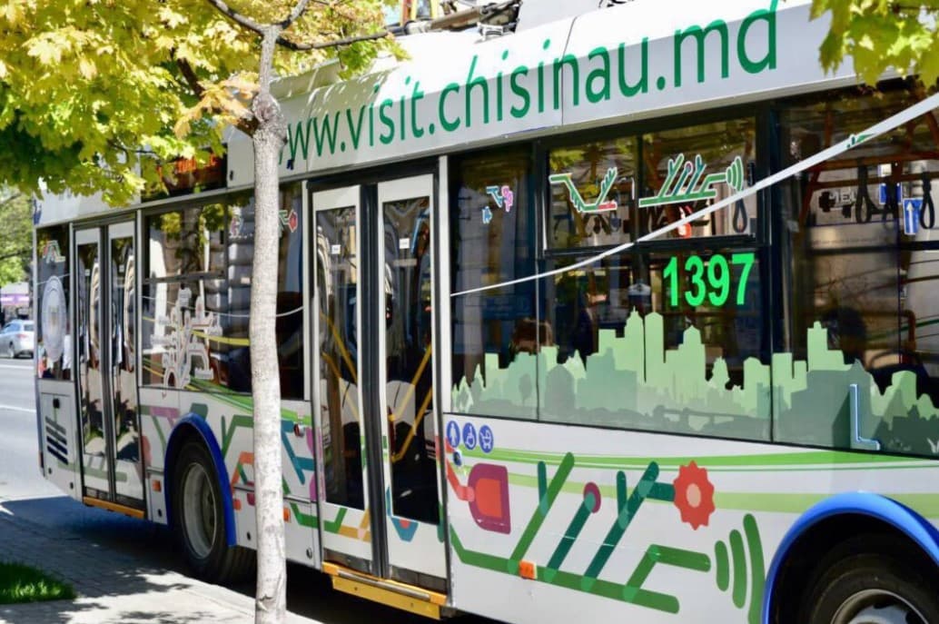 Troleibuzul turistic nu va circula sâmbătă și duminică la Chișinău