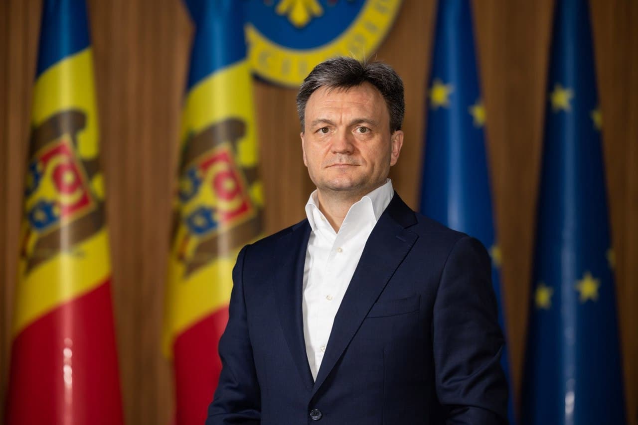 Dorin Recean, după ce Grecia a suspendat extrădarea lui Plahotniuc: Instituțiile trebuie să-l aducă acasă în cătușe